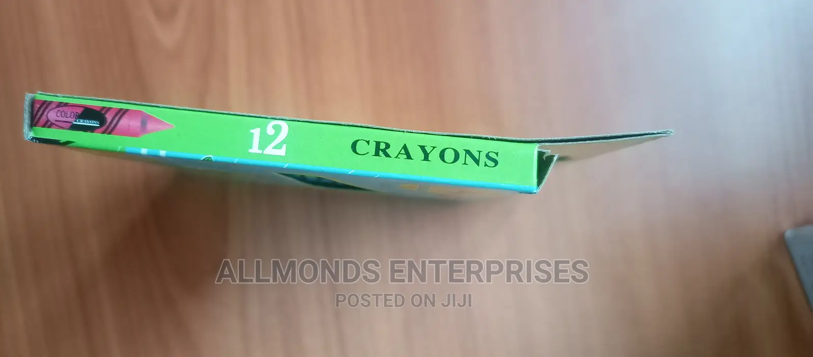 12p Crayons
