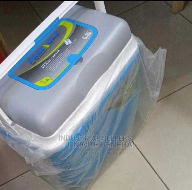 32l Unique Cooler Box