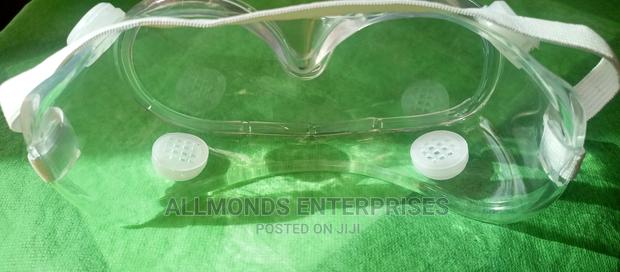 Safety Goggles - thumbnail 3