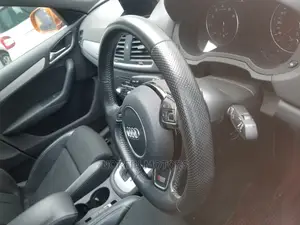 Audi Q3 2.5 TFSI RS Quattro 2015 Orange