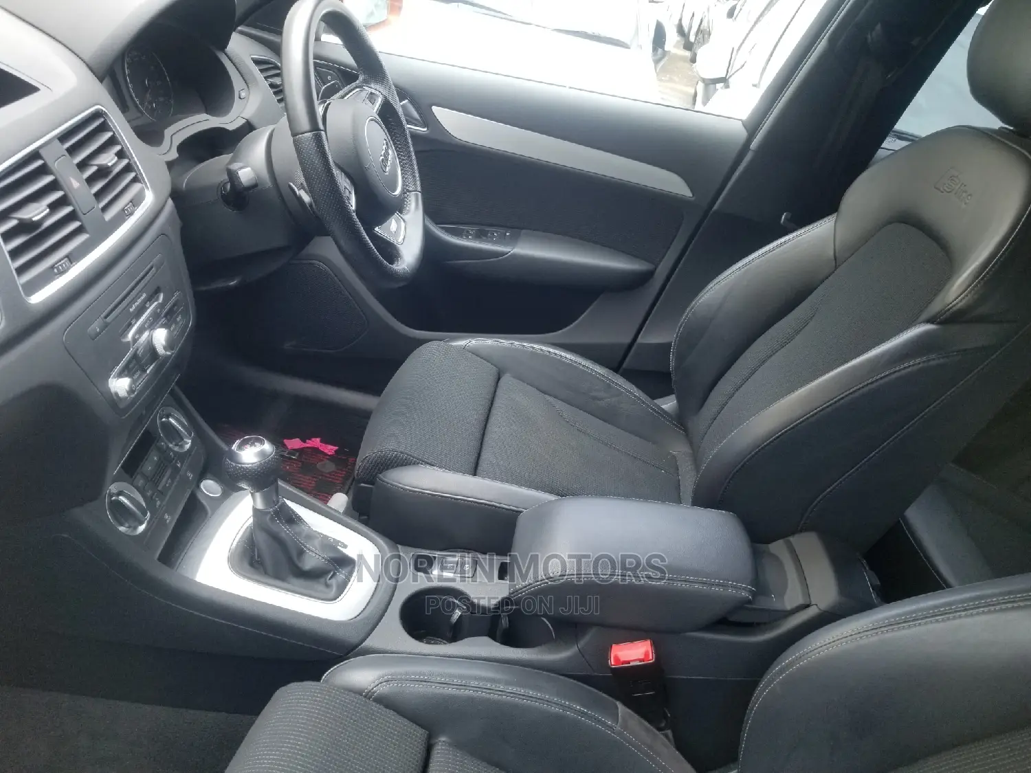 Audi Q3 2.5 TFSI RS Quattro 2015 Orange