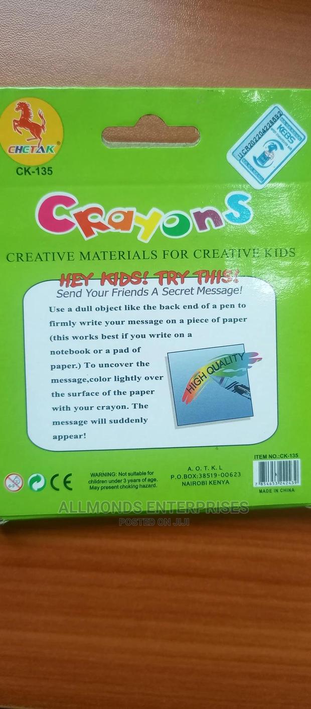 12p Crayons - thumbnail 7