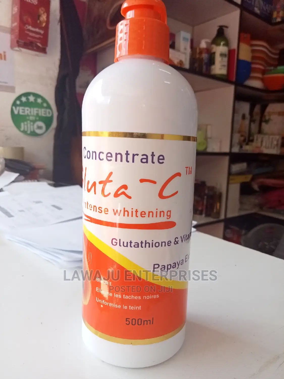 Concentrate Gluta C Intense Whitening Papaya Exfoliator