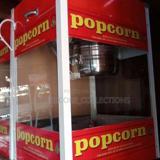 Commercial Popcorn Machine - main view