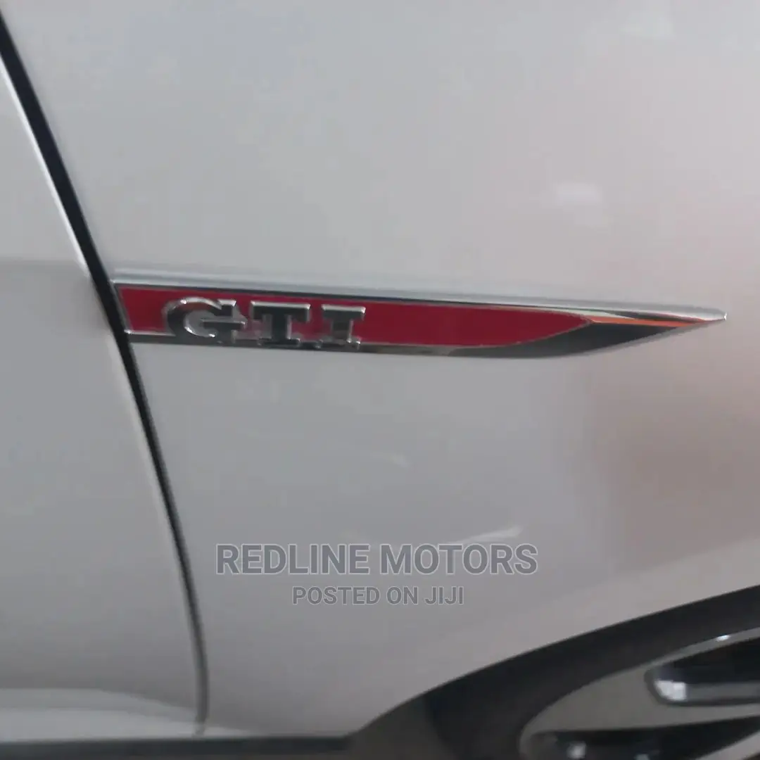 Volkswagen Golf GTI 2016 Off White