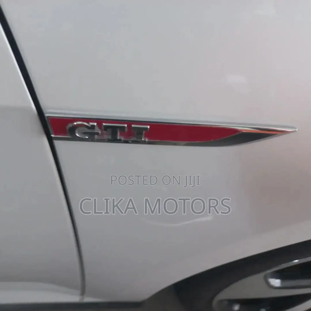 Volkswagen Golf GTI 2016 Off White