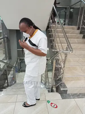 Medical Scrubs/Top and Bottom