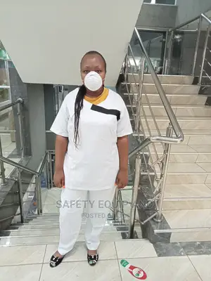Medical Scrubs/Top and Bottom