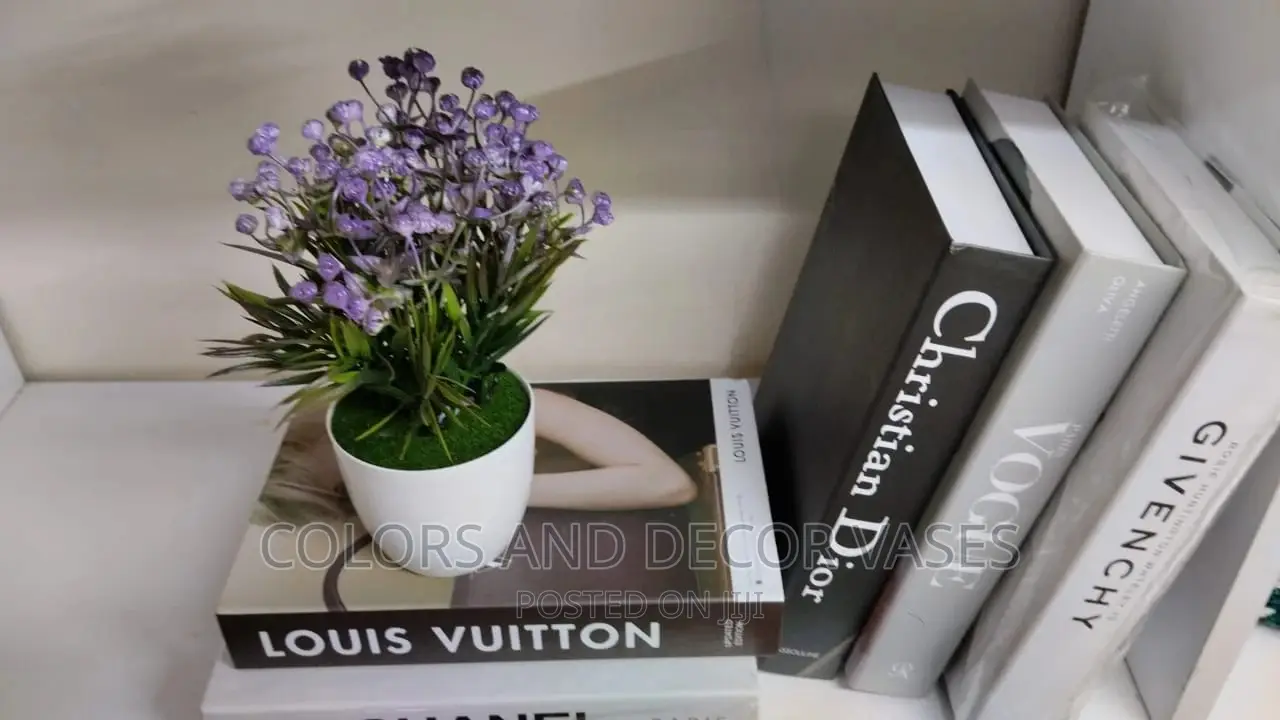 Decor Books