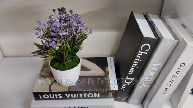 Decor Books - main view