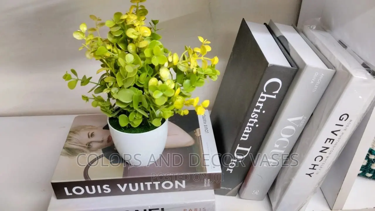 Decor Books
