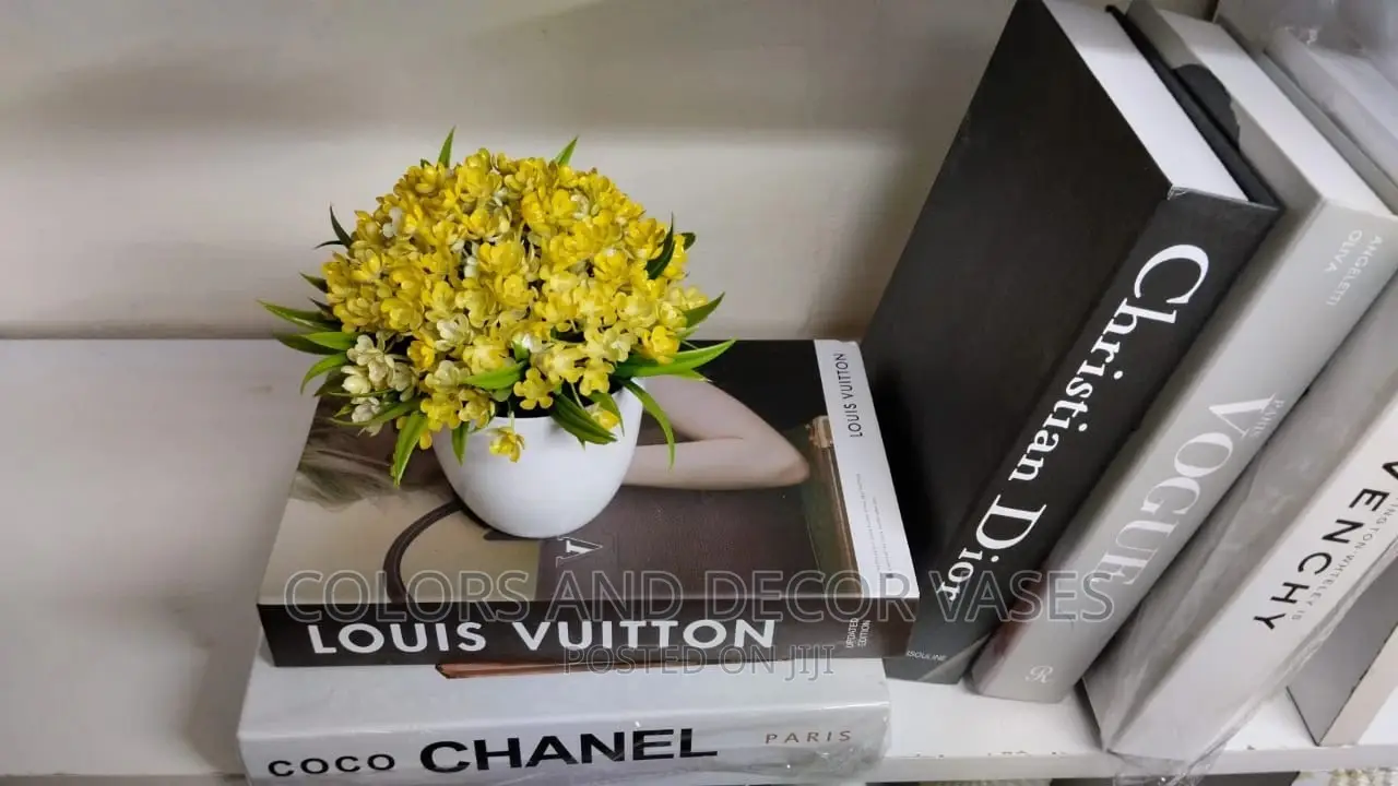 Decor Books