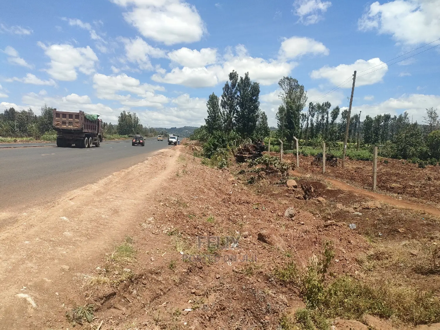 2 Acres Karatina/Sagana Kibirigwi Main Tarmac