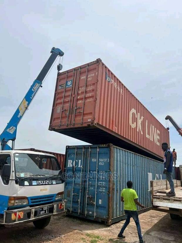 Delivering Some 40ft Container Units- We Supply Containers - main view