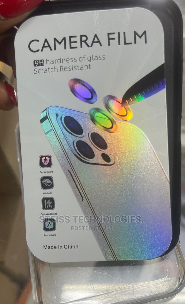 iPhones Camera Lenses - thumbnail 3