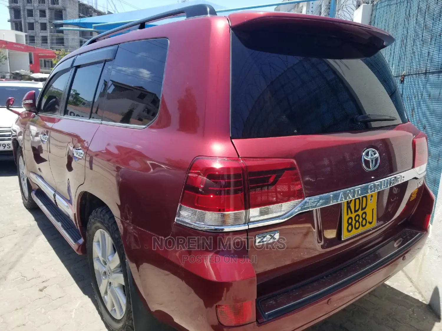 Toyota Land Cruiser 2016 Red