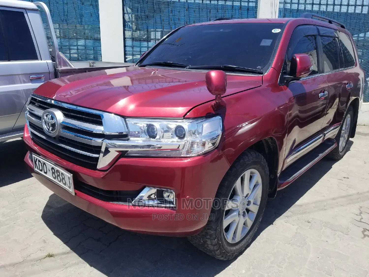 Toyota Land Cruiser 2016 Red