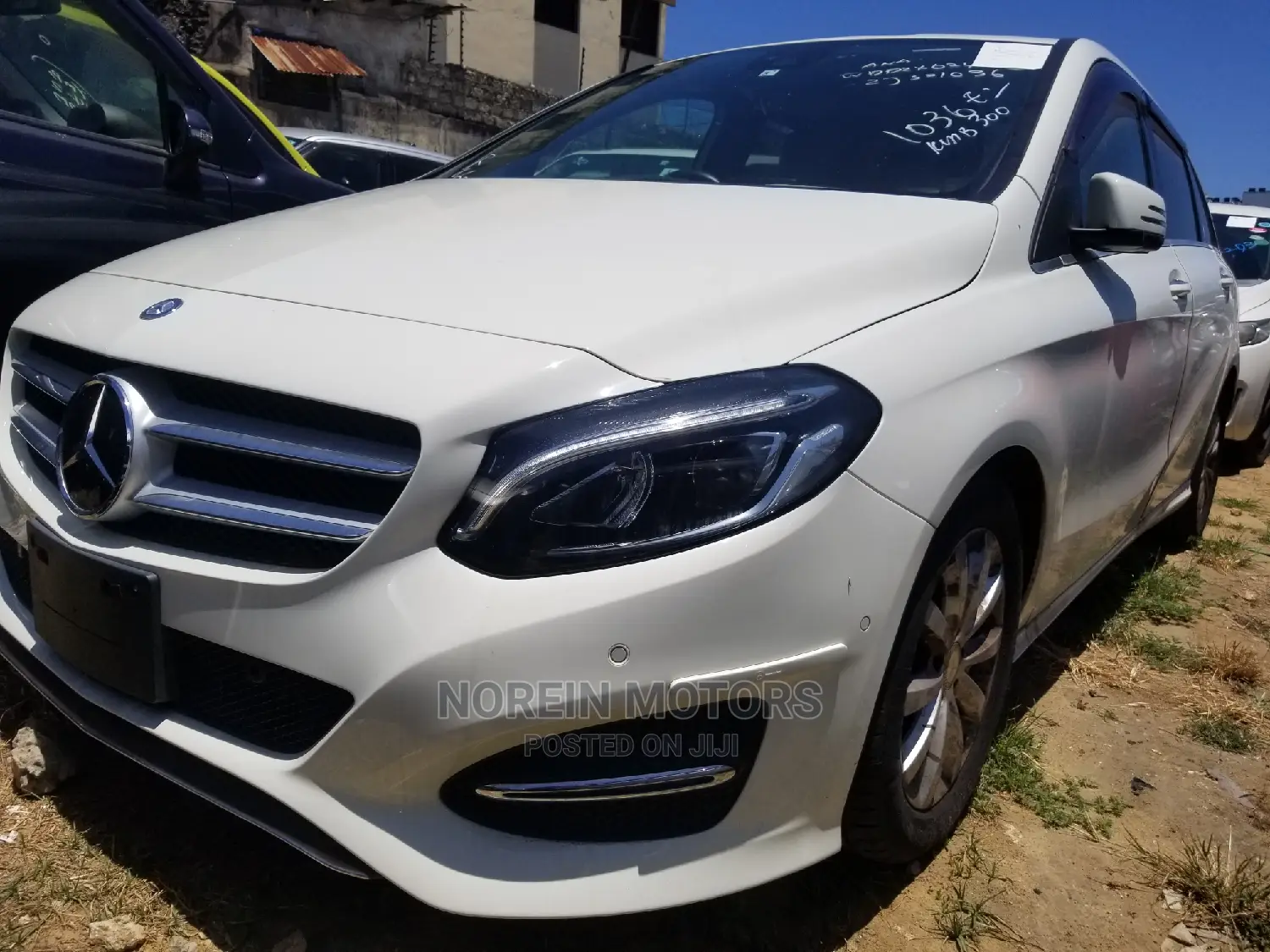 Mercedes-Benz B-Class 2015 Silver