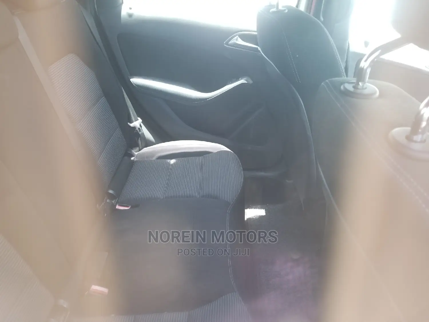 Mercedes-Benz B-Class 2015 Silver