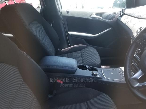 Mercedes-Benz B-Class 2015 Silver - thumbnail 8