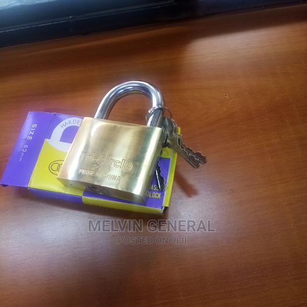 Tri Circle Padlock 266 - main view