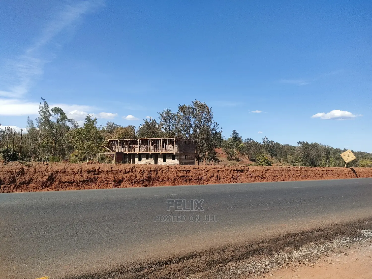 1/2 Acre Sagana/Nairobi Main Tarmac