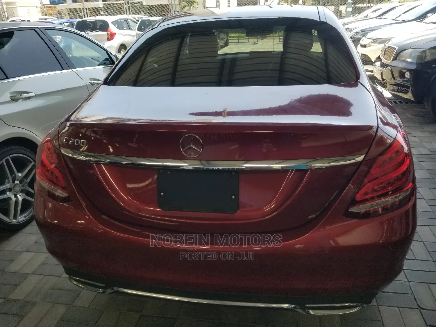 Mercedes-Benz C200 2016 Red