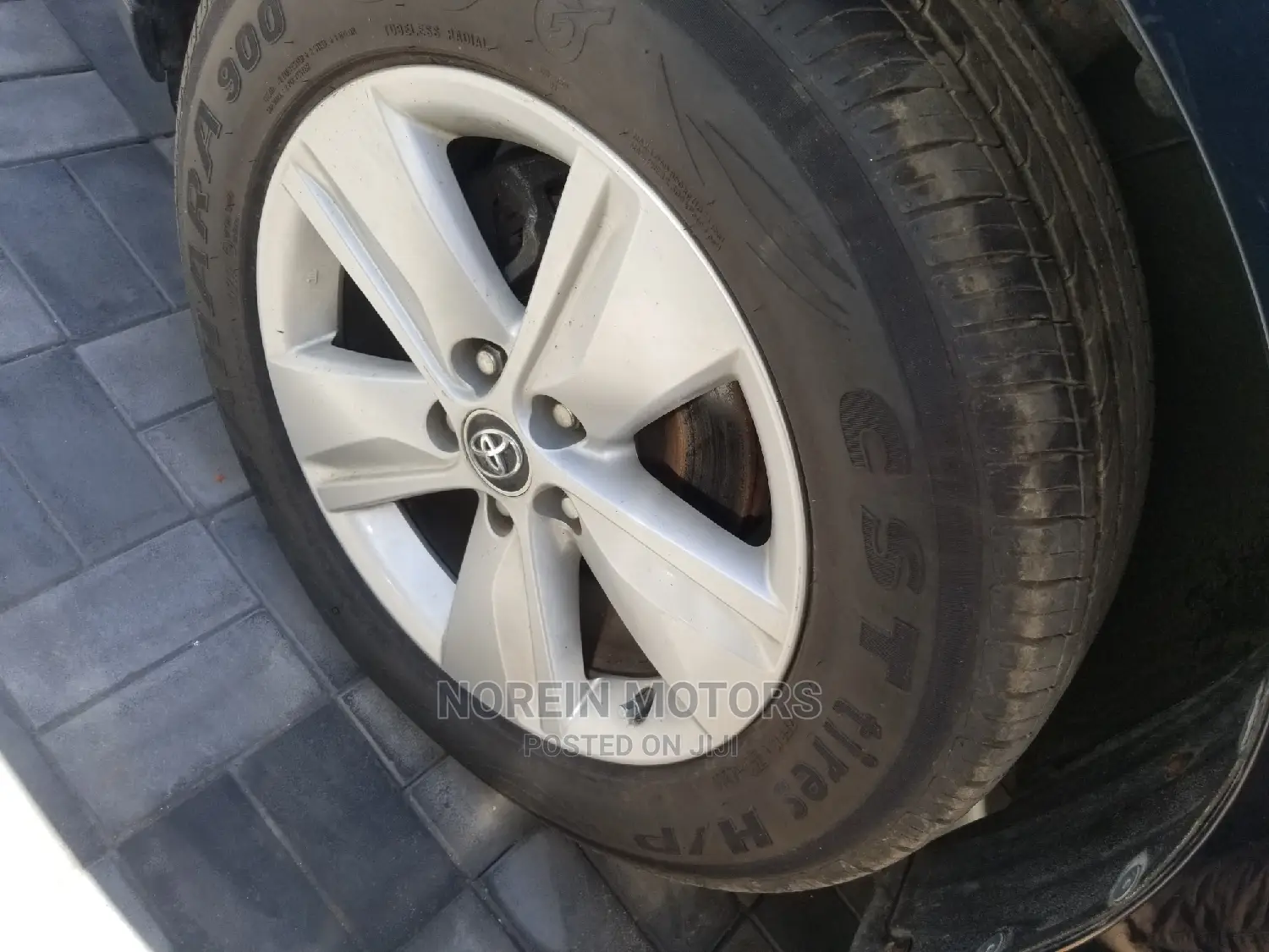 Toyota Harrier 2.0 4WD 2016 Blue