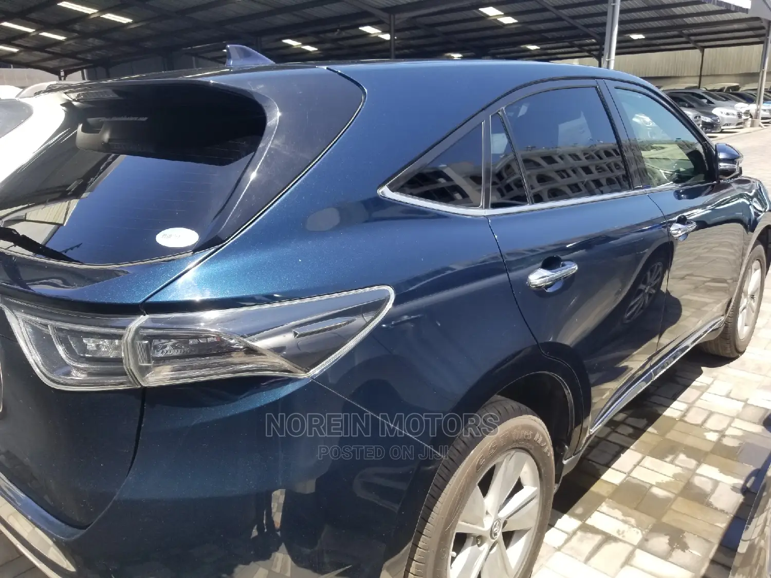 Toyota Harrier 2.0 4WD 2016 Blue