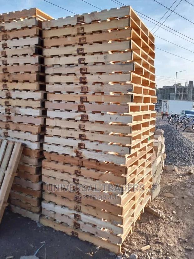Pallets Wooden - Premium Quality - main view