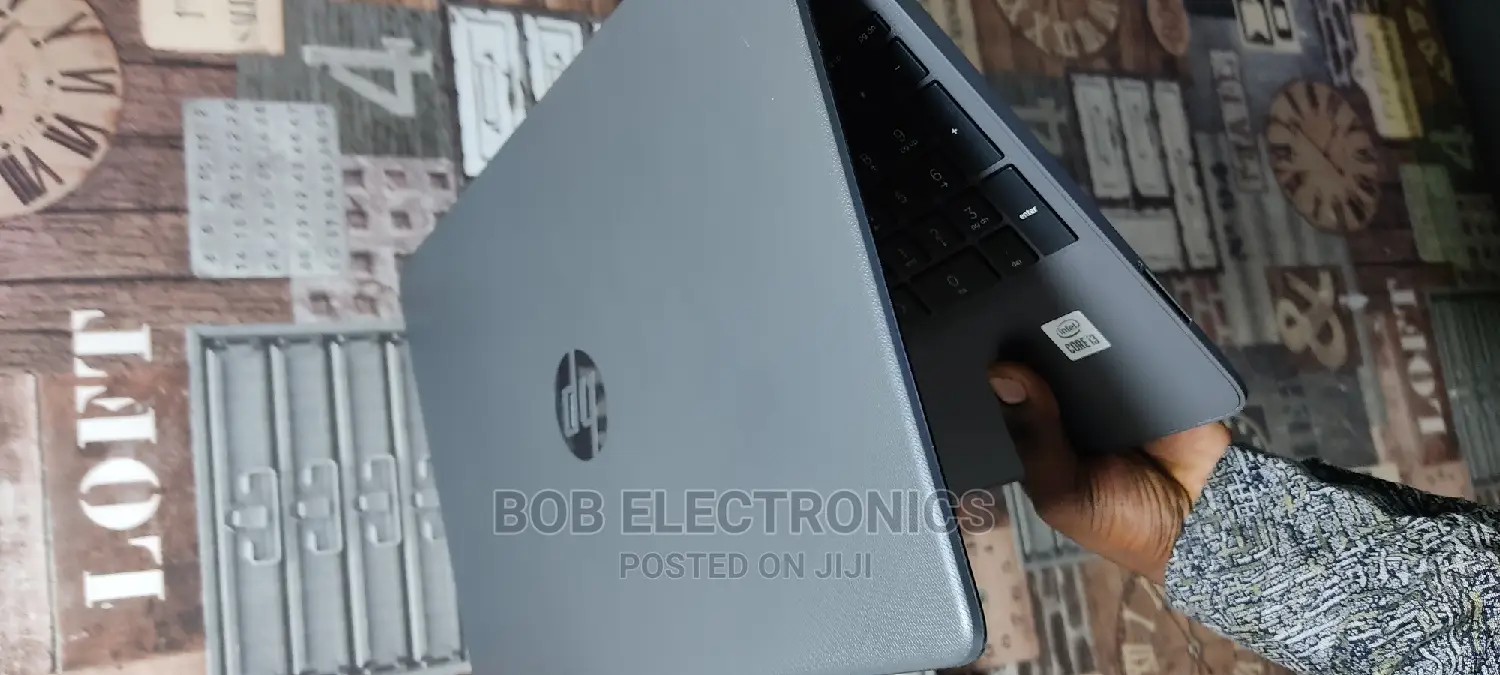 Laptop HP 15-Dw0037wm 4GB Intel Celeron HDD 500GB