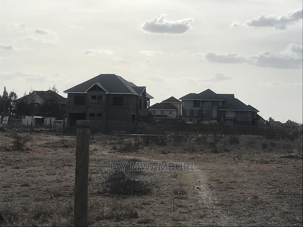 50 by 100 Plot Katani Meta Road - main view