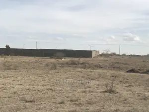 50 by 100 Plot Katani Meta Road