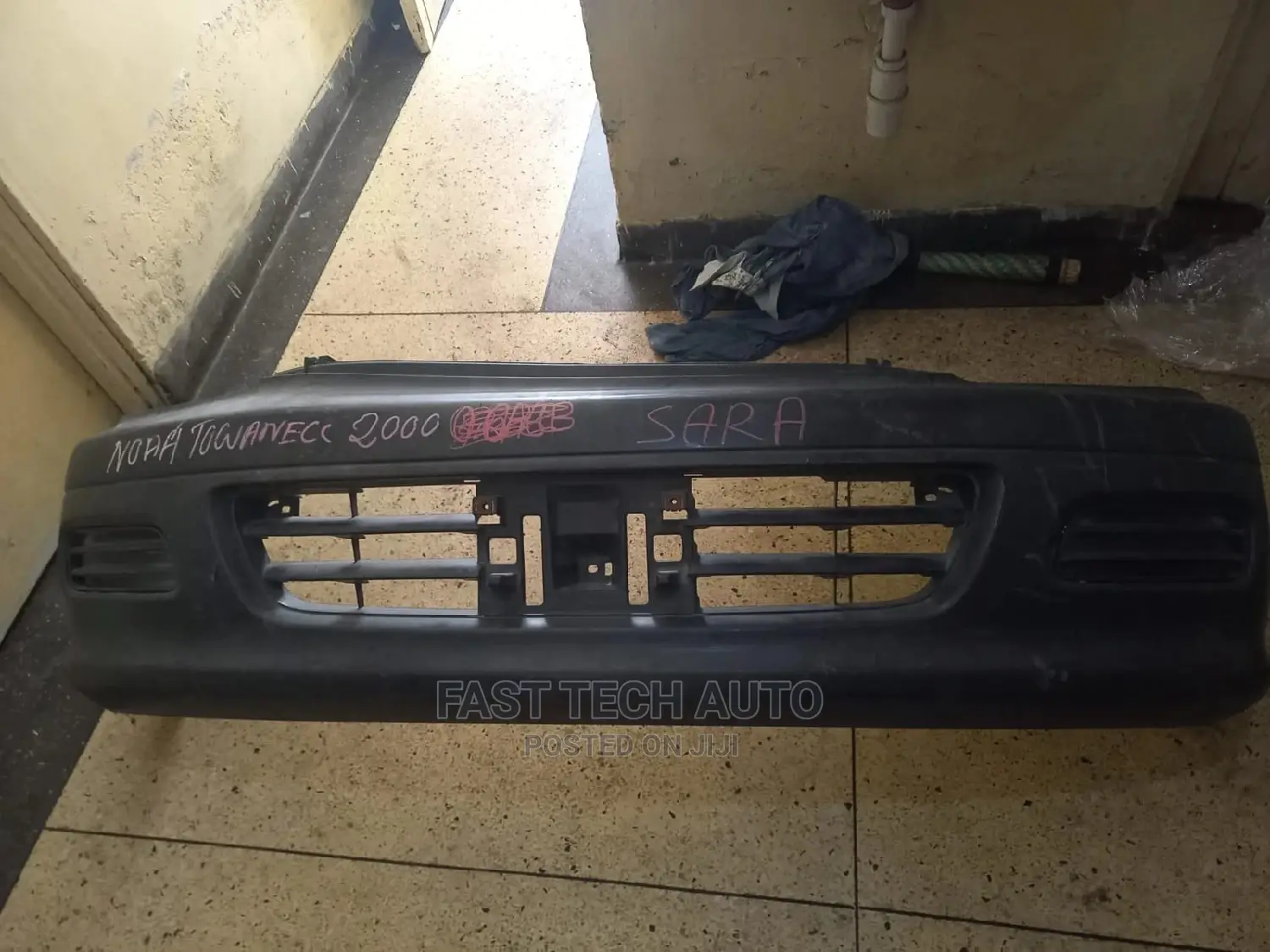 Noah Town Ace 2000 Front Bumper