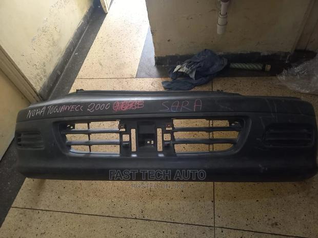 Noah Town Ace 2000 Front Bumper - main view
