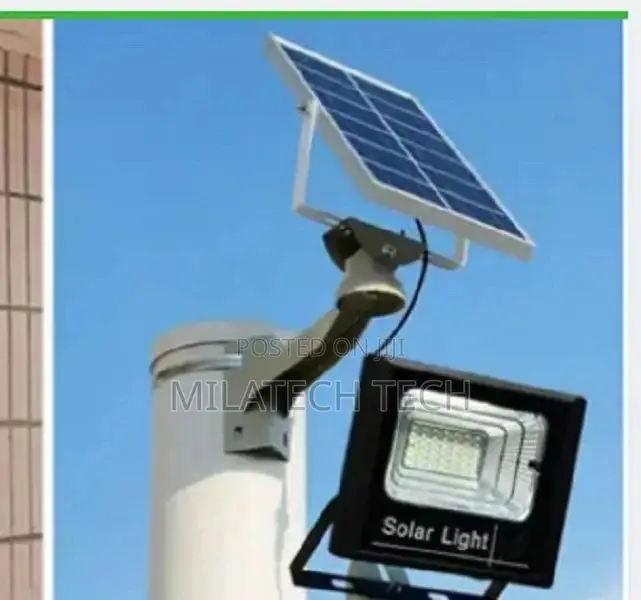 Mpressive Remote Control/Light Sensor 100W Solar Floodlight