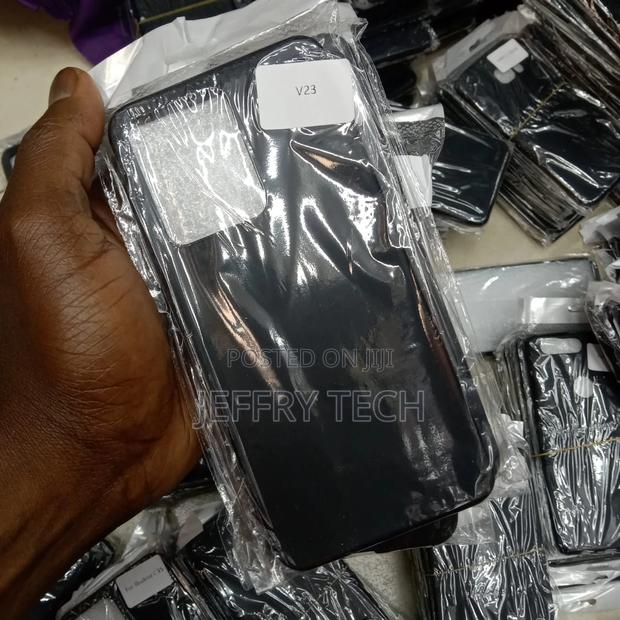 Vivo V23 Soft Silicon Case - thumbnail 3