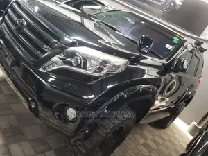 Toyota Land Cruiser Prado 2.8 D-4d 2016 Black