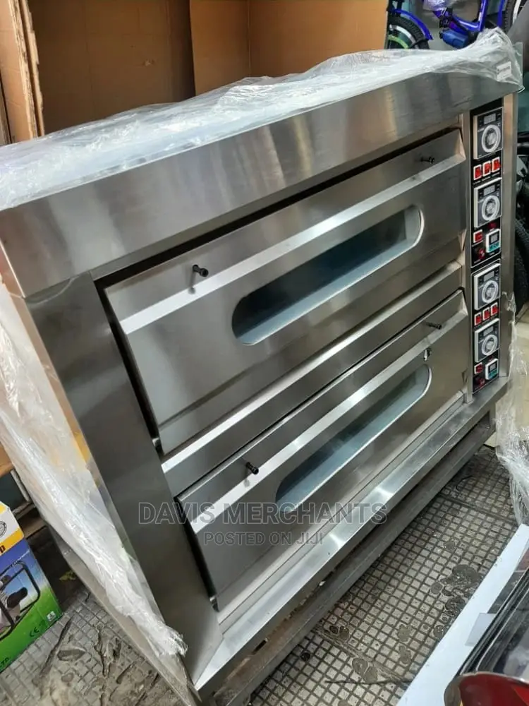 Deck Commercial 4 Trays Oven