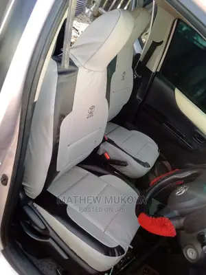 Vitz 1300cc)Car Seat Covers