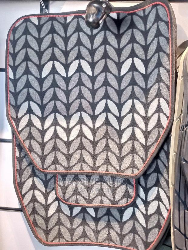 Smart Woolen Floor Mats Available - main view