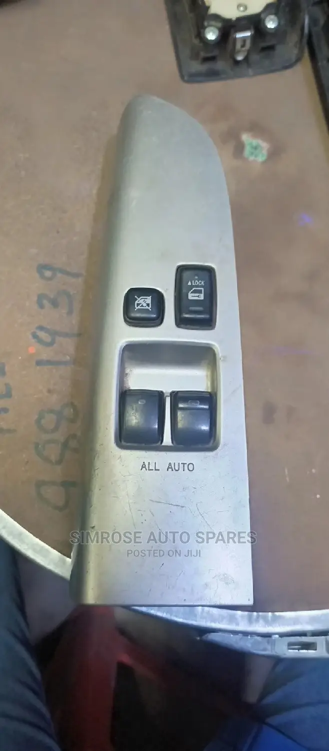 Toyota Porte Main Switch.