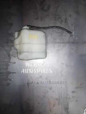 Honda CR-V RE4 Coolant Expansion Tank