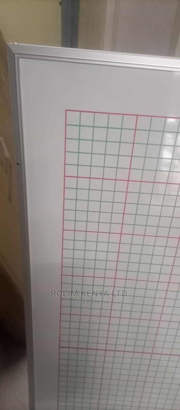 Havy Duty Classroom Graph Board 4ftx4ft 10 Yrs Warranty - thumbnail 3