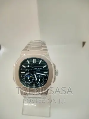 Patek Philippe Nautilus Power Reserve