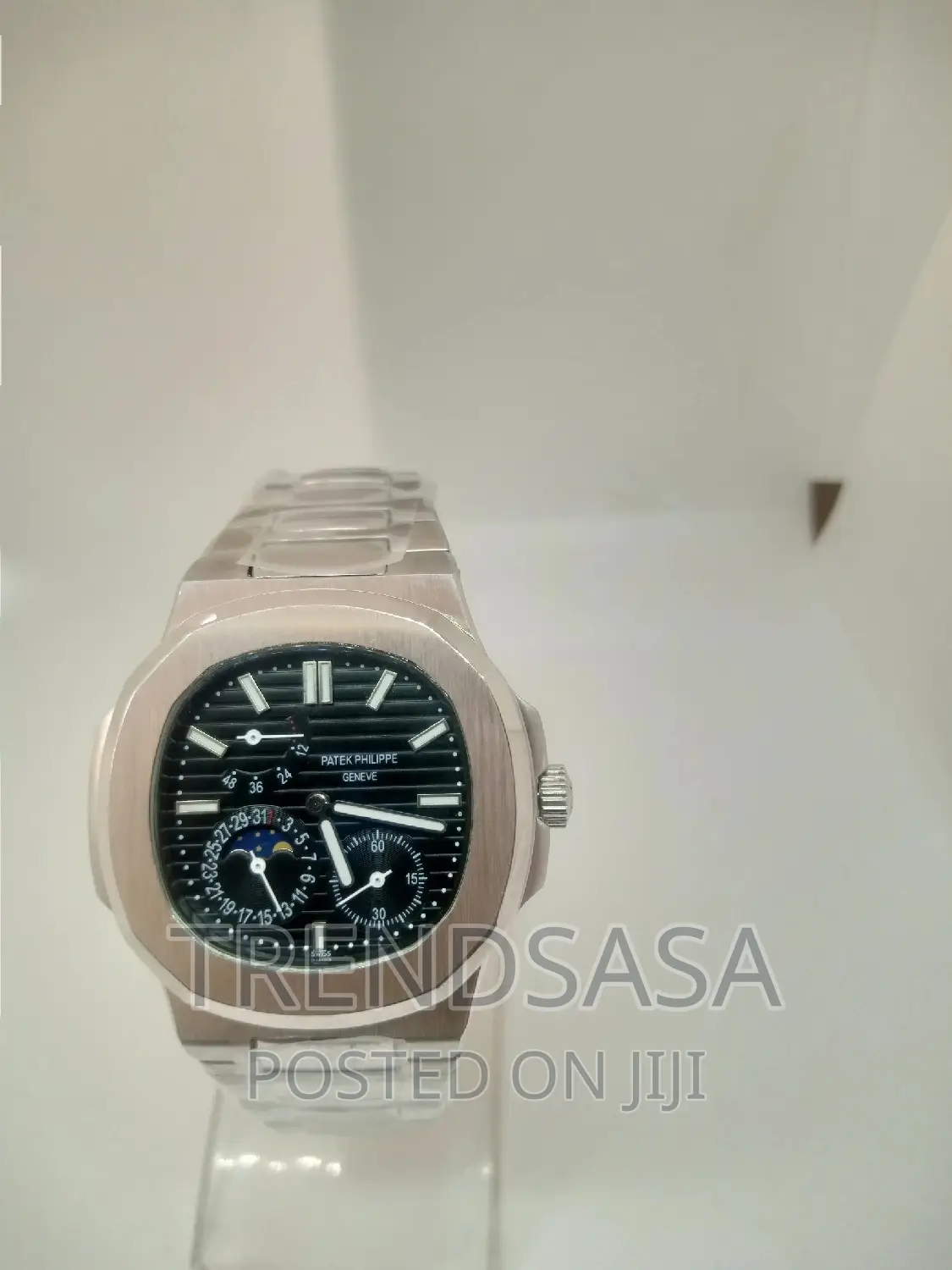 Patek Philippe Nautilus Power Reserve