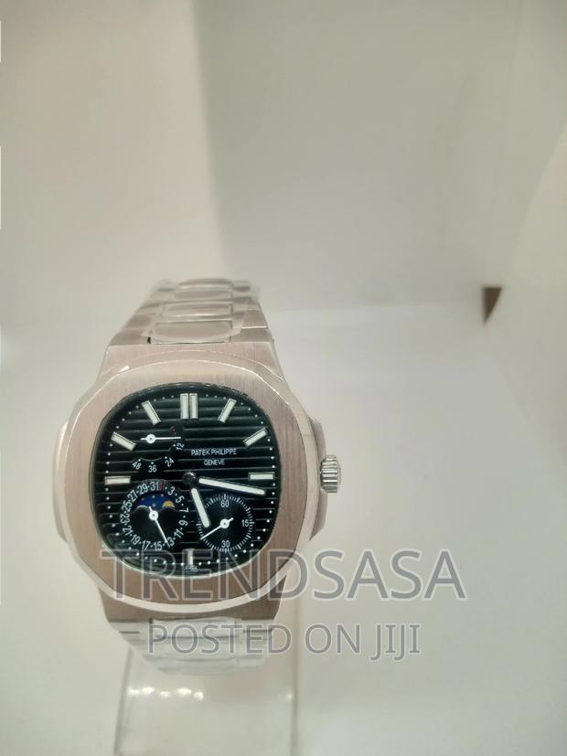 Patek Philippe Nautilus Power Reserve