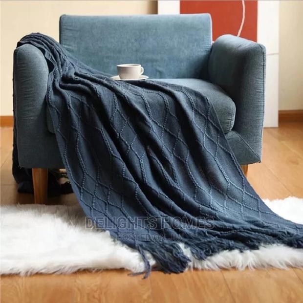 Nordic Plain Knitted Throw Blankets - thumbnail 2