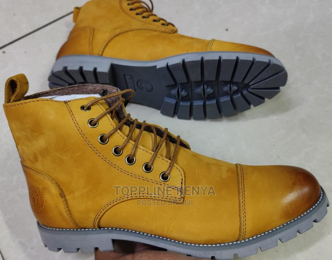 Timberland Leather Classic Boots for Mens Casual Shoes in Da in Nairobi