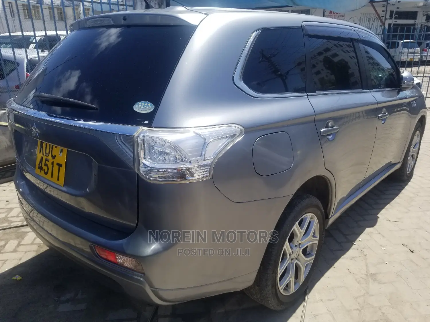 Mitsubishi Outlander 2015 Silver